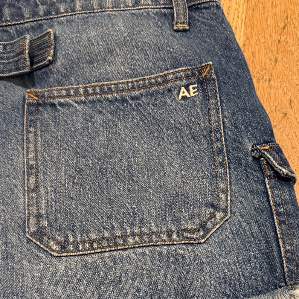 American Eagle Outfitters Denim Overall Shorts - Picture 5 of 6